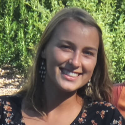 Van Hoof, Lynn Lynn Van Hoof